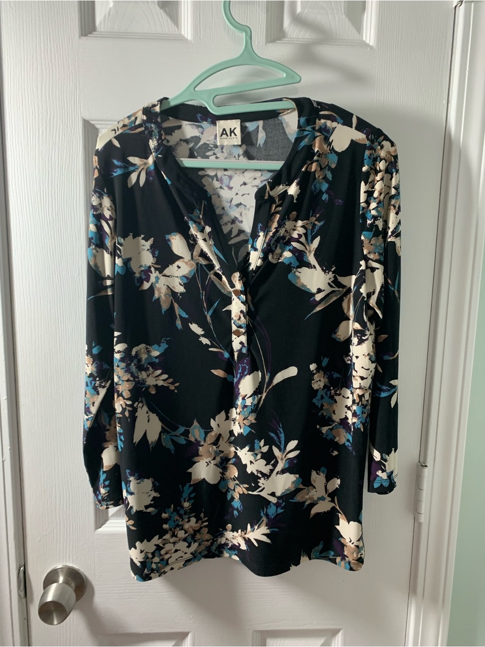 Anne Klein Black Floral V-Neck Blouse with Cream and Blue Accents